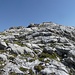 über einfaches Schrofengelände in Richtung südl. Karwendelkopf