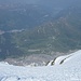 Tiefblick zur Kleinen Scheidegg ( 2061m )