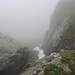 Versante E della Bocchetta N di Fiorasca (2298 m). Gli ampi pascoli dell'Alpe di Brünesc restano avvolti nella nebbia... tanto per  cambiare!