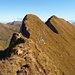 der höchste Punkt vom Schafberg 2239m befindet sich auf dem hinteren Gipfel ohne Kreuz