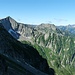 Tome-Spluga, Uebergang 224m, Blick nach S, Cima di Broglio 2385m, NNW Grat Uebergangsstelle 2115m