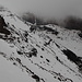 03.07.2012. Im Lager 2. - Blick auf die Südflanke in Richtung Ararat-Gipfel. Dieser ist von dichten Wolken umgeben, es gibt immer wieder heftige Graupelschauer und starke Böen.
