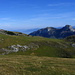 Blick zurück auf die sanfte Landschaft beim Alp Sigel Grat.