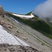 Blick zur Bannalper Schonegg und über den Verlauf des Alpinwanderwegs vom Schoneggeli. 