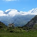 Winzige Kapelle vor den Zermatter Riesen (Monte Rosa und Lyskamm)
