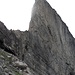 Imposanter Nordost-Pfeiler des Druesberg. Oben ist aber noch nicht der Gipfel.