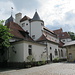 Forsthaus Paulsborn am südlichen Ende des Grunewaldsees: wirkt eher wie ein Schloss.