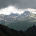 Tscheischhorn: Piz Platta, das Gipfelziel vom nächsten Tag, versteckt sich in den Wolken.