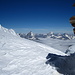 Unter den Wolken liegt Zermatt <br />Abstieg von der Parrotspitze 4432 m zum Sesserjoch 4296 m
