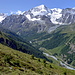 Bei der Alp Tsarmine ca. 2300m. Blick nach Arolla mit seinem Pigne.