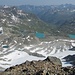 Blick hinab zu den Jöriseen und dem schwindenden Gletscher