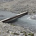 Brücke über den Gletscherabfluss vom Wildstrubel