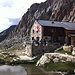 Am Ende des schönen Hüttenwegs erwartet uns die gemütliche Almagellerhütte (Foto ZVG Jürgen)