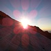 Beim Aufstieg auf dem Firnfeld streicheln uns die ersten Sonnenstrahlen (Foto ZVG Jürgen)