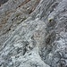 Über Felsbänder leitet der Steig im Birgkar bergab.