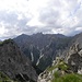 Abstieg ins Karlahn, am Fusse des Soleck,2221m,links im Bild.