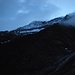 Es reisst auf nach dem Regen, resp. ab ca. 3500 m hat es leicht geschneit. Im Blick, das Lagginhorn.