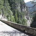 Breiter Wanderweg, die alte Kantonsstrasse nach Davos hoch