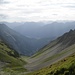Blick vom Karjoch nach O ins Bernhardstal und auf die Lechtaler Alpen