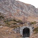 Gleggkamm, am Südfuss des Glegghorns: Eingang zu "geheimem" Bunker?