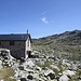 <b>Seehütte (2272 m).<br /><br /><img src="http://f.hikr.org/files/730049k.jpg" /><br />La Seehütte fotografata il 10.3.2012.</b>