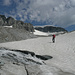 über den Firnbach zum Gletscher hoch