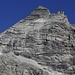 Zweiter Besteigungsversuch 17.-19.8.2012:<br /><br />Aussicht von der Kinhütte (2584m) auf die Felspyramide Kinhorn (3750m).