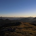 Abendstimmung auf der Hochblasse mit dem grandiosen Panorama der Lechtaler- und Allgäuer Alpen. Schön oder? Wer würde da nicht gerne oben bleiben?