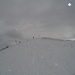 Den Gipfel des Rosskopf erreichen wir noch im Schneetreiben.