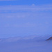 Die Spitzen von Fluebrig und Fläschenspitz ragen haarscharf aus dem Nebelmeer