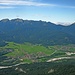 Das Estergebirge mit den höchsten Bergen der Bayerischen Voralpen: Hoher Fricken, Bischof, Krottenkopf; Hohe Kisten; Simetsberg.
