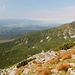 Im Aufstieg zum Predné Solisko - Ausblick ins westlich gelegene Tal Furkotská dolina mit den kleinen Bergseen Nižné und Vyšné Furkotské pleso (links/klein bzw. etwa mittig/größer).