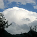 Ein riesiger Wolkenberg über dem Val d`Anniviers