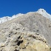 die letzten Meter bis zum Gipfel - in der Bildmitte beim Übergang zum blauen Himmel sieht man Normalrouten-Begeher, welche den Gipfel bereits erreicht haben.