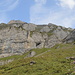 Blick hoch von der Alp Zingel, ...