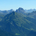Panorama SO - Allgäuer Alpen (linke Hälfte), Lechtaler Alpen (rechte Hälfte) und über allen thront der Gr. Riffler.