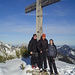 Damenkränzchen auf dem Gipfel: Angelika, ich und Schneeschuhgeherin Carola (= natürlicher Feind des Skitourengehers ;-))