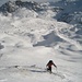 Windgepresster Schnee und verblasener Gipfelaufstieg zum Schafberg 2456m