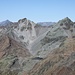 <b>Versante della Val di Melago, con il Glockhauser (3021 m), Westl. Hennesiglkopf (3105 m) e Ostl. Hennesiglkopf (3117 m).</b>