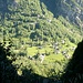 Blick durchs Val d'Antabia nach San Carlo und der Talstation der Robiei-Seilbahn
