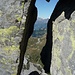 Der Luchs hat den Durchblick: Jungfrau und Mönch in einem Felsenfenster im Casaletti ENE-Grat 