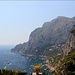 viele Boote tümmeln sich rund um Capri