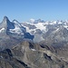 In der Mitte Mont Blanc und rechts davon der Grand Combin
