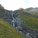 Wasserfall beim Abstieg zur Hütte