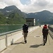 Auf der Staumauer des Lago Ritom