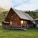 Die Grubberghütte liegt auf etwa 2000 m an der Waldgrenze .....
