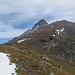 Über dem Flatscher Joch erhebt sich das Ziel des heutigen Tages, der Wolfendorn. Es sind allerdings noch 400 Hm bis zum Gipfel.