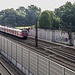 Die Bahntrasse bei Gernlinden ist 6spurig. S-Bahn (r), Hochgeschwindigkeitsspur (l) und Normalspur (m)