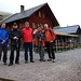 Vor'm Berggasthof Mattajoch - es geht wieder heimwärts