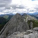 Karnischen Hauptkamm nach Osten,mit Königswand,2686 m im Vordergrund, zwischen Monte Peralba-links  und Porze-rechts im Hintergrund.